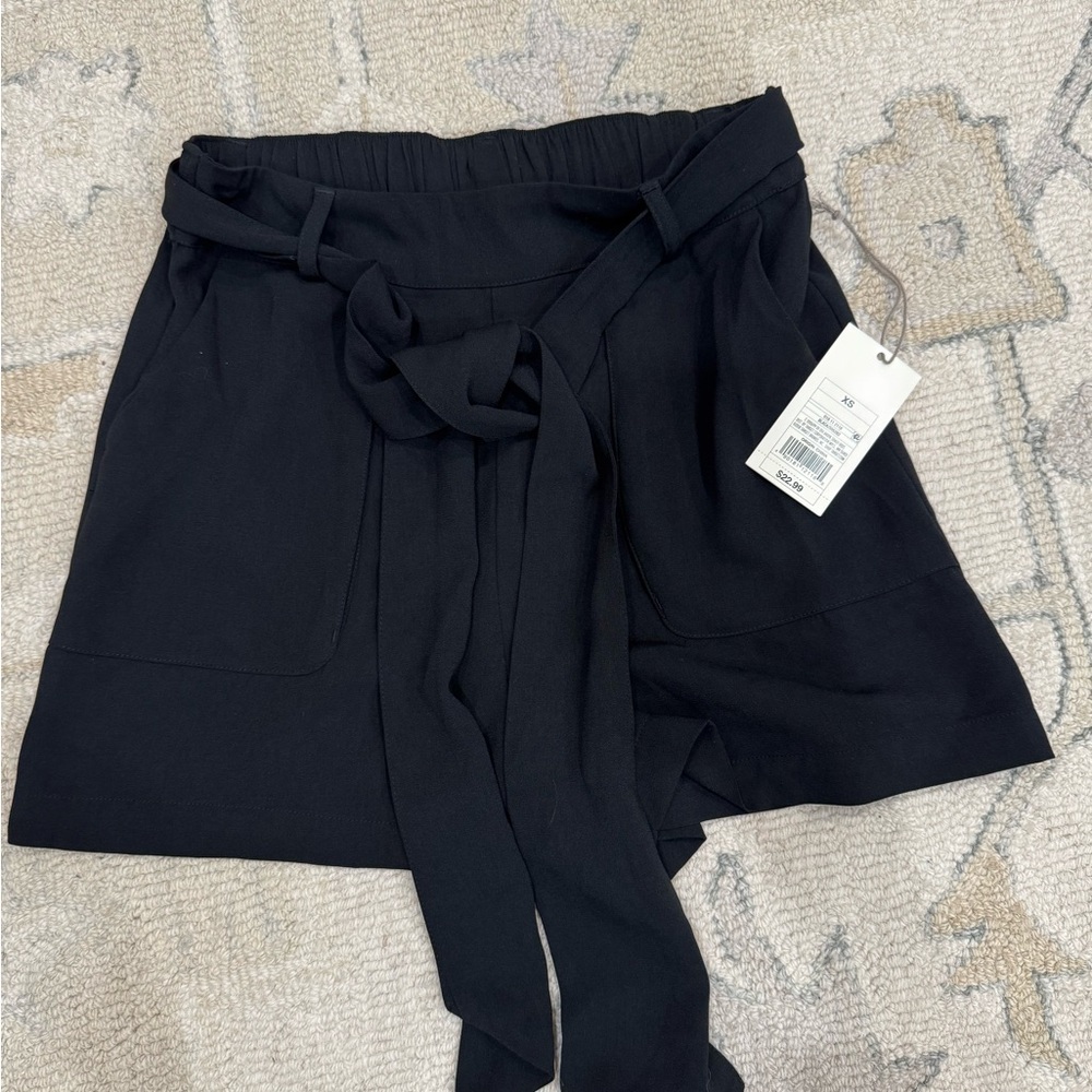 a new day Women's High Waist Black Shorts